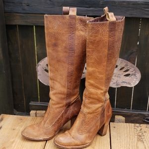 Frye Villager Tan Brown Leather High Heeled Size 8